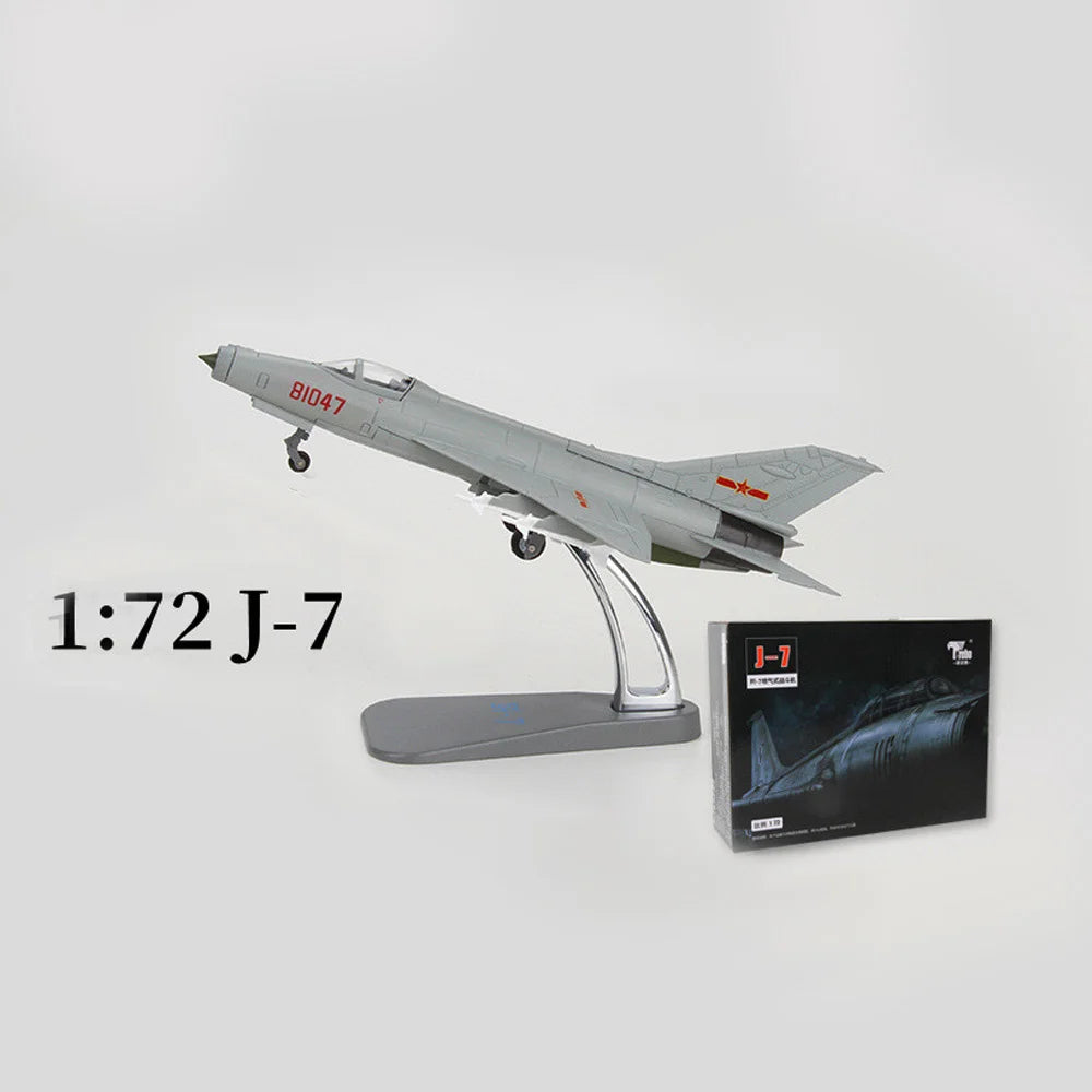 J-7 aircraft model (1:72)